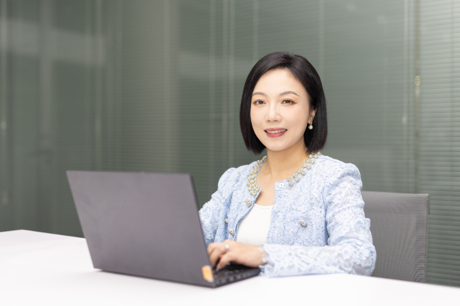 全国人大代表钟铮:强化AI监管与产业规范让数字治理护航市场民生(图1)